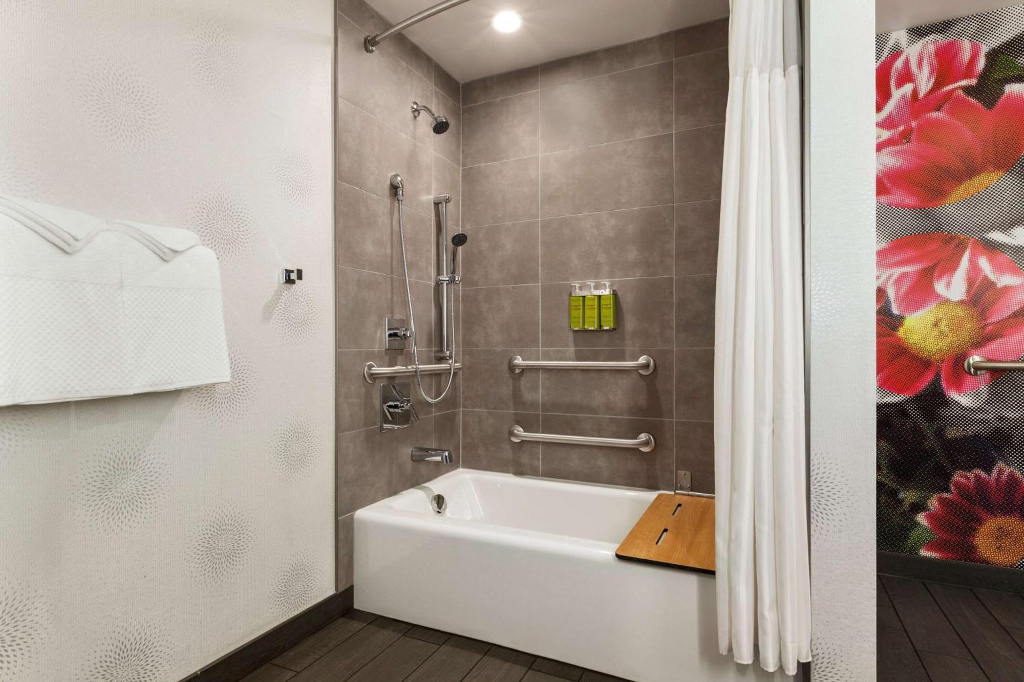 Hilton Garden Inn Boulder Ngoại thất bức ảnh